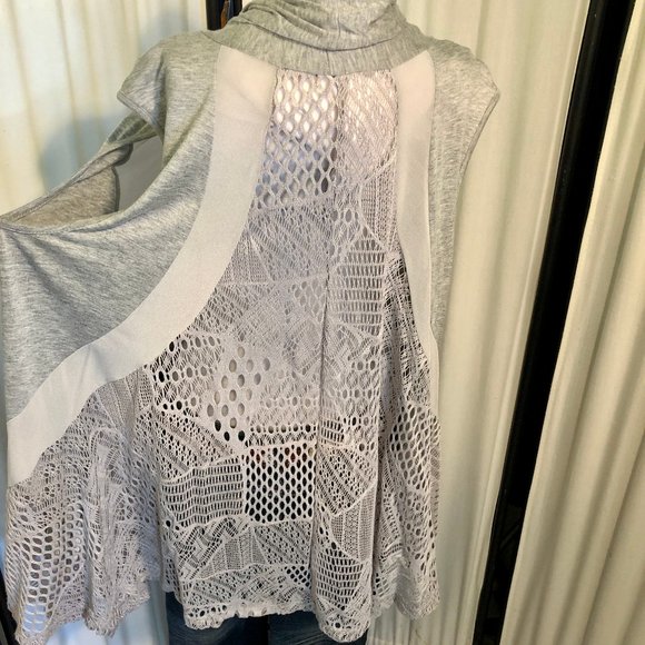 Bundle of two La Vanya Lace Cardigans in gray Sz 1XL & olive Sz 3XL - Picture 5 of 13